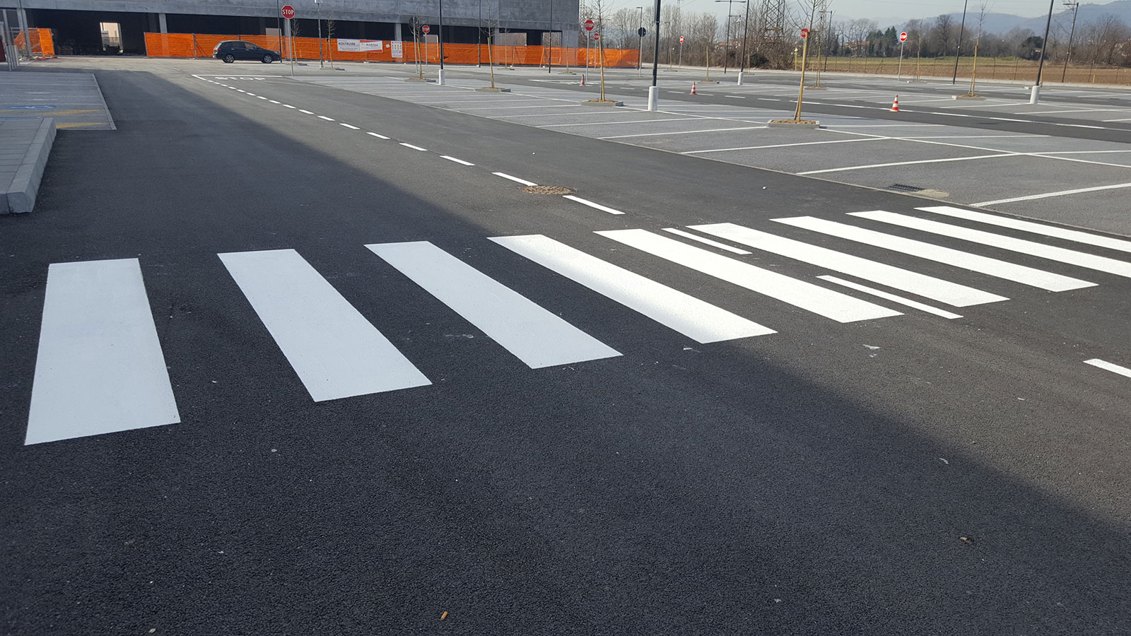 strisce pedonali lavori eseguiti strisce pedonali lavori eseguiti